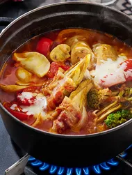Krydret tomatkimchi hot pot