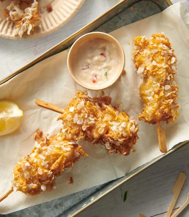 Koreanske fiskespyd med citrusmayo