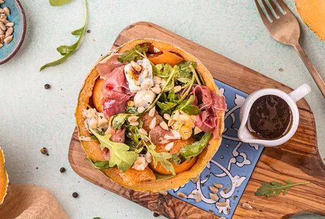 Rucolasalat med melon og skinke