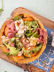 Rucolasalat med melon og skinke