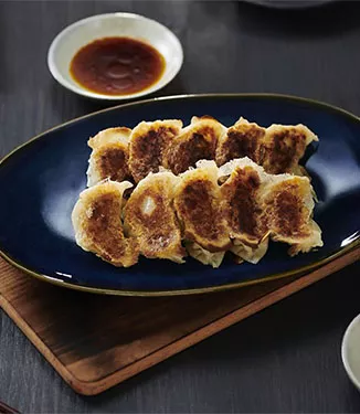 Stegte gyoza med 3 dips