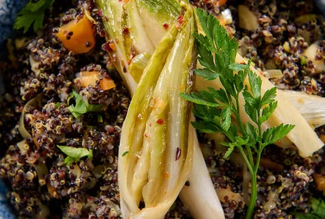 Orientalsk quinoa med tahindip
