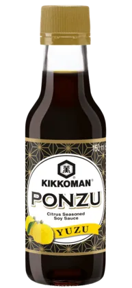 Kikkoman Ponzu - en blanding af sojasauce, eddike og yuzusaft Kikkoman Ponzu - en blanding af sojasauce, eddike og yuzusaft