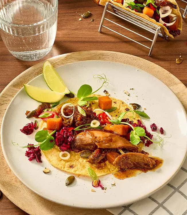 Tacos med gås, salsa & karamelliseret græskar