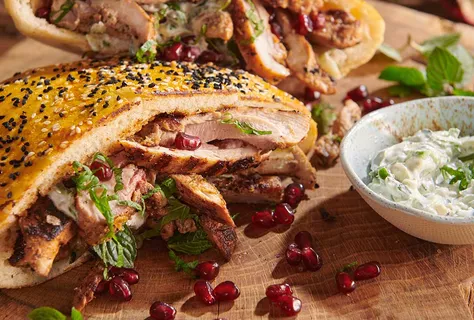Kyllingegyros med pitabrød og tzatziki